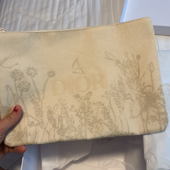 Dior Makeup Bag and Box - Picture 4 of 5